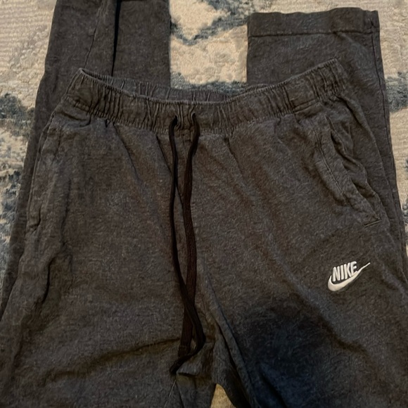 Nike sweatpants - Picture 1 of 1